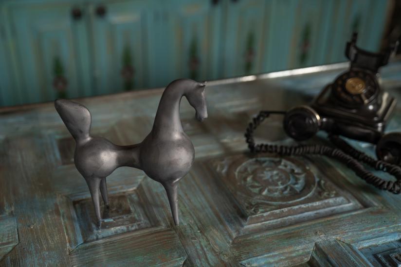 Horse Design Hand Painted Ceramic Horse Bibelot